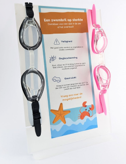 Display voor zwembrillen transparant