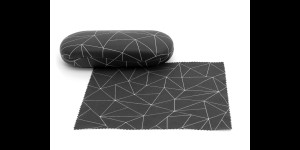 Etui Black Triangle met microvezeldoekje